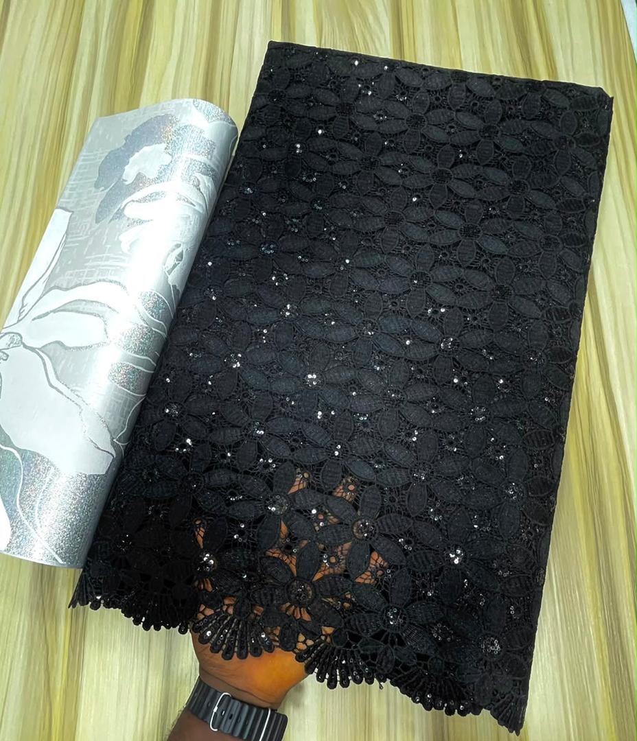 Good Lace – Image 5