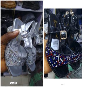 Girls's sandals.