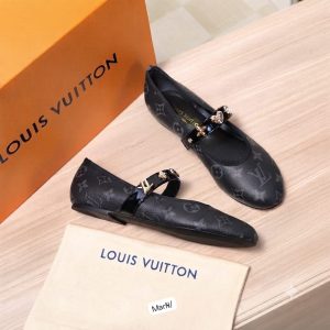 Louis Vuitton Embellished Ballerina