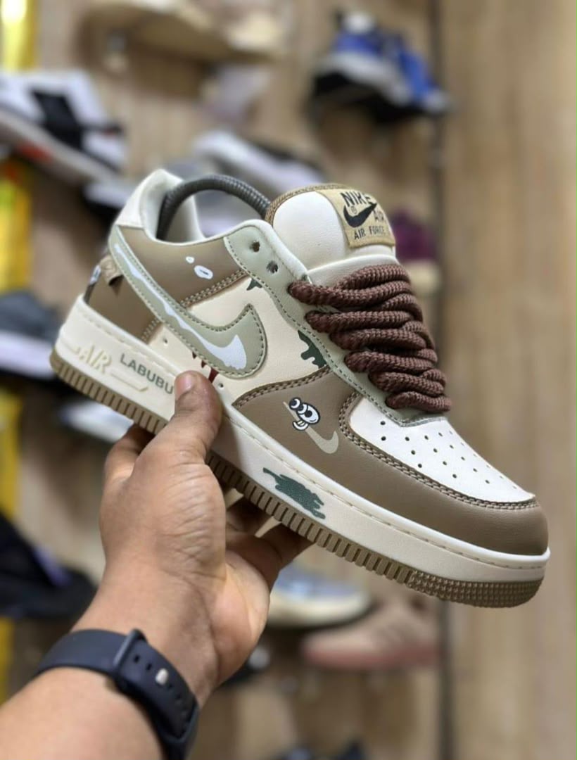 Nike collections. – Image 5