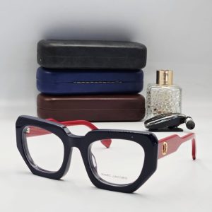 HIGH QUALITY GLASSES.