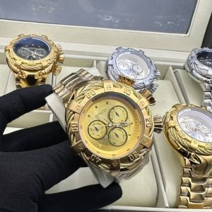 Invicta big chain.
